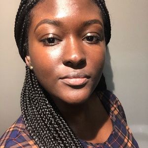 Meet your Posher, Doyin